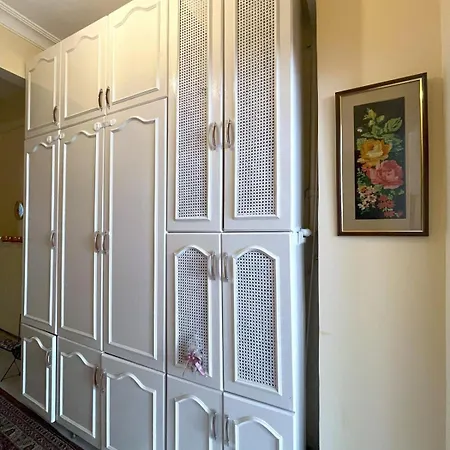 Timeless Elegance House Moda View