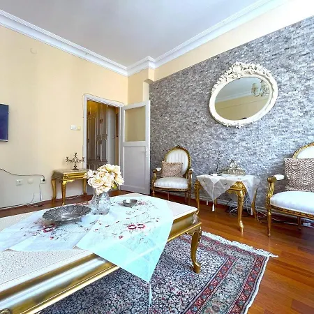 Apartment Timeless Elegance House Moda View *