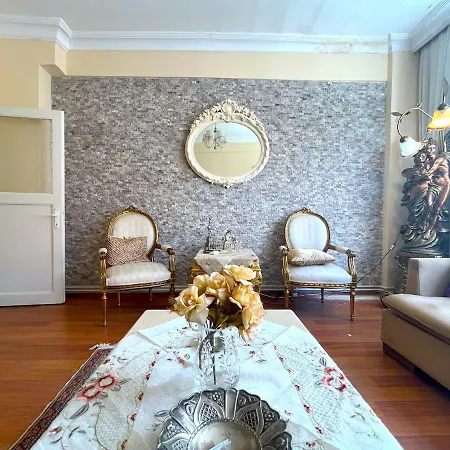 Apartment Timeless Elegance House Moda View Istanbul